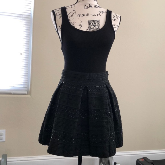 Ginger G Pleated High Waisted Skirt Medium (EUC) - Picture 2 of 6